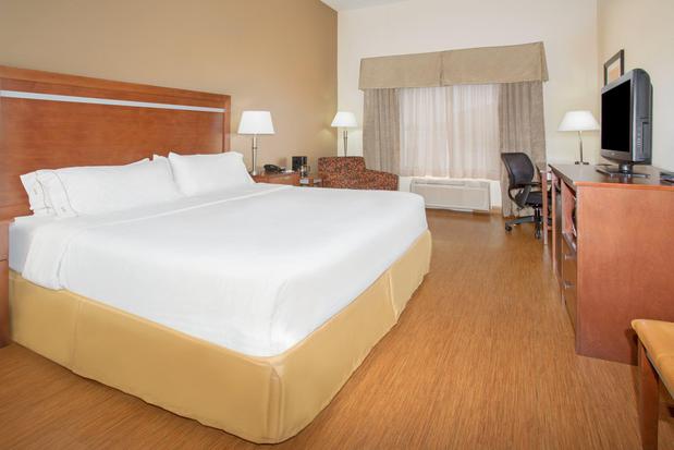 Images Holiday Inn Express & Suites Glendive, an IHG Hotel