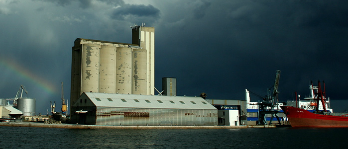 Binder Spedition + Logistik GmbH, Am Lunedeich 169 in Bremerhaven