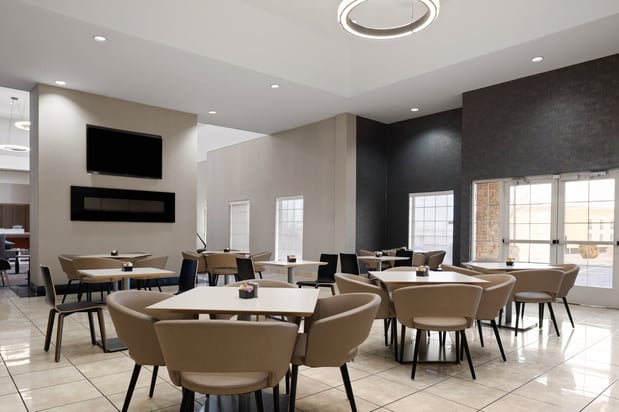 Images Holiday Inn & Suites Albuquerque Airport by IHG