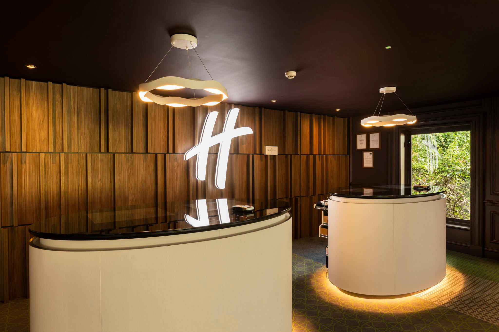 Images Holiday Inn Guildford, an IHG Hotel