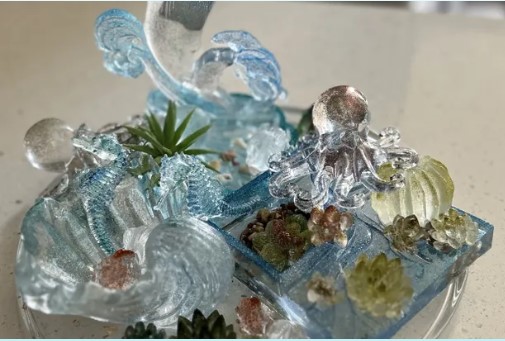 Images JEMs Resin in Home Decor