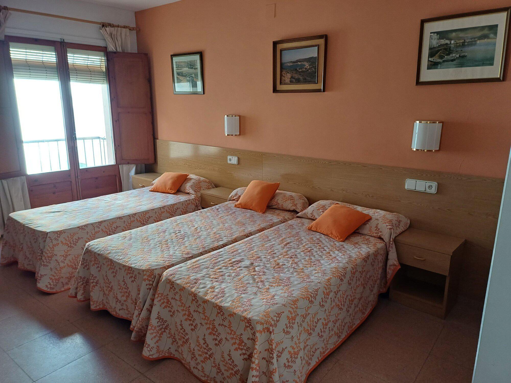 Images Hostal Sol i Sombra