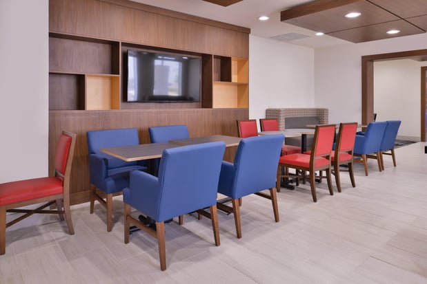 Images Holiday Inn Express & Suites Mesquite by IHG