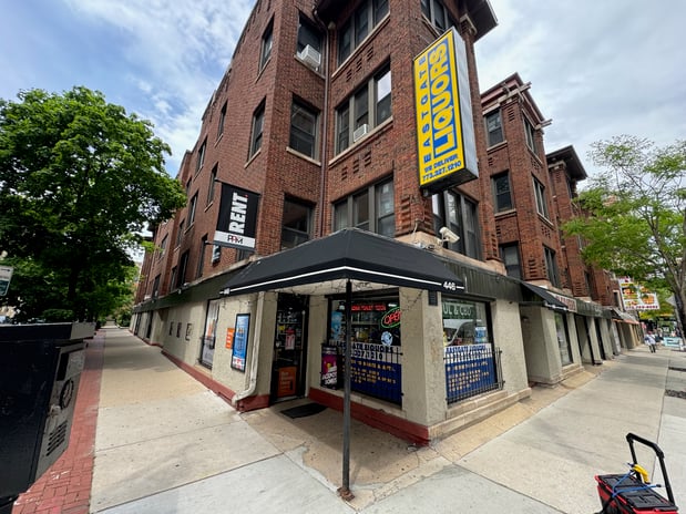 Images CoinFlip Bitcoin ATM - Eastgate Wine & Spirits (Chicago)