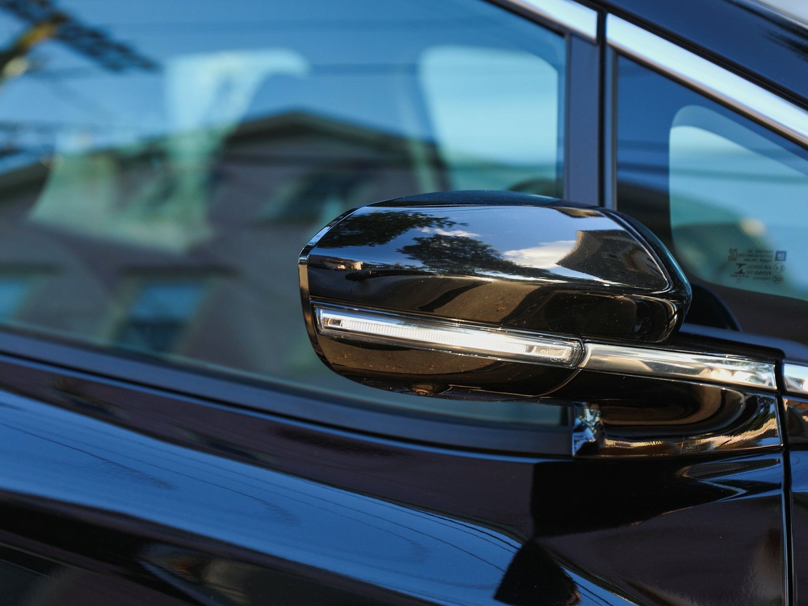 Atlantis Auto Glass Inc.