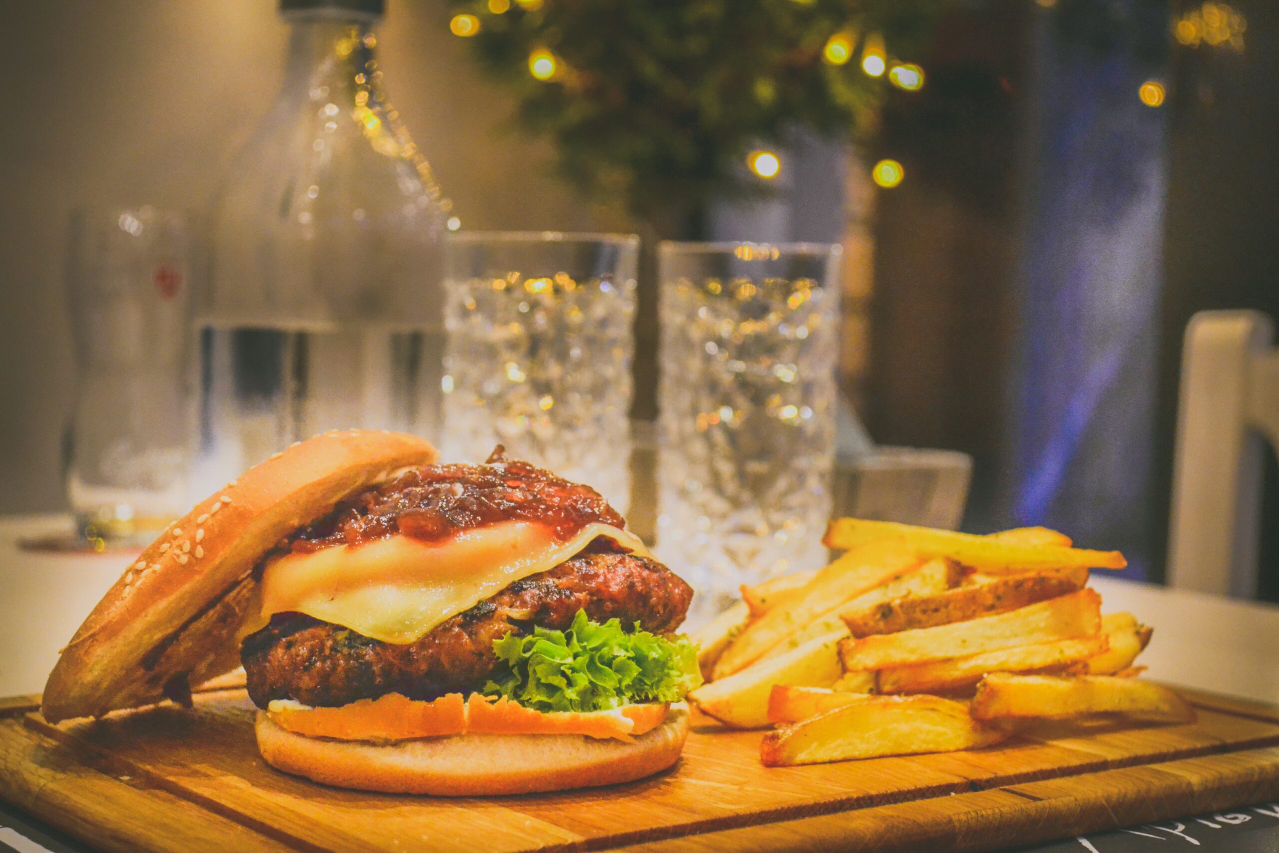 Aioli Gourmet Burgers - Fry's Location Image
