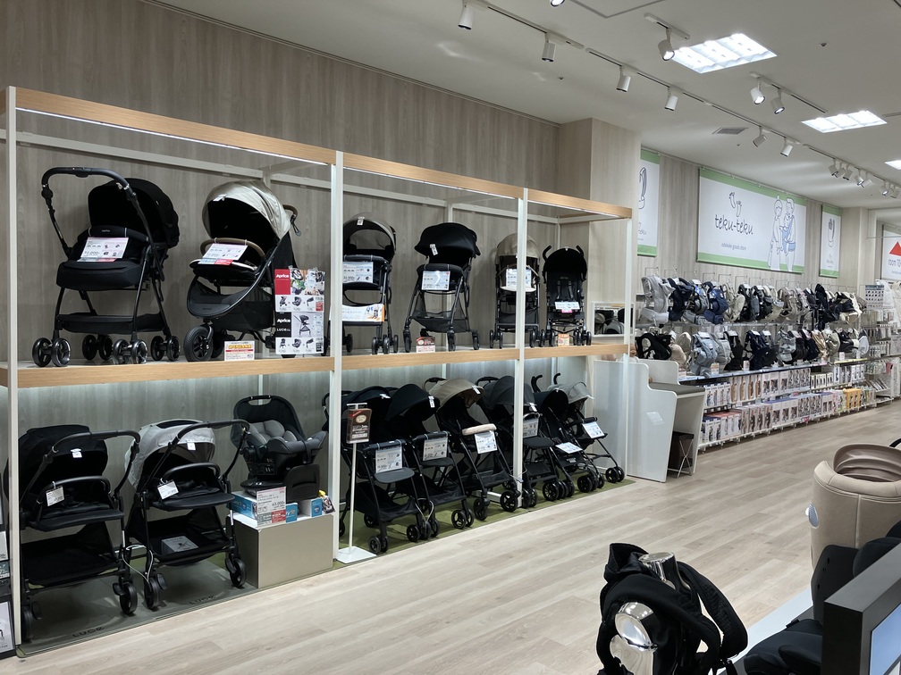 Images アカチャンホンポ MOMOテラス店