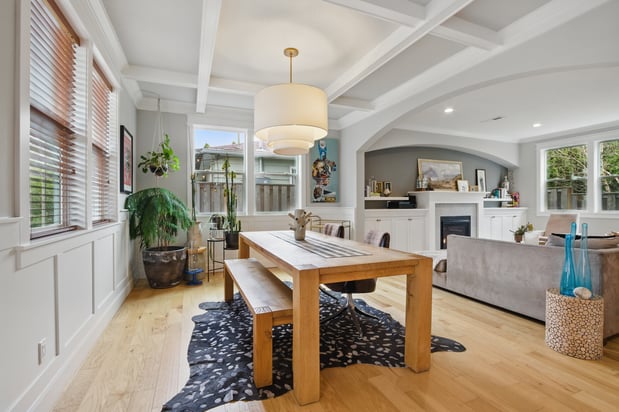 Images Phyllis Podolske, REALTOR | Premiere Property Group