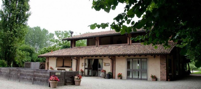Cascina Riazzolo Agriturismo