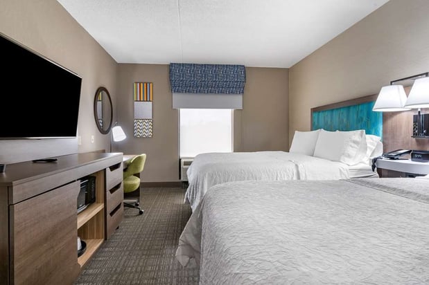 Images Hampton Inn & Suites Louisville East