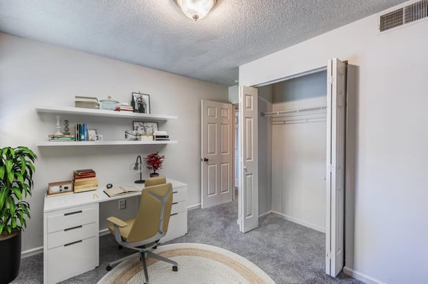 Images Forestbrook Apartments & Townhomes