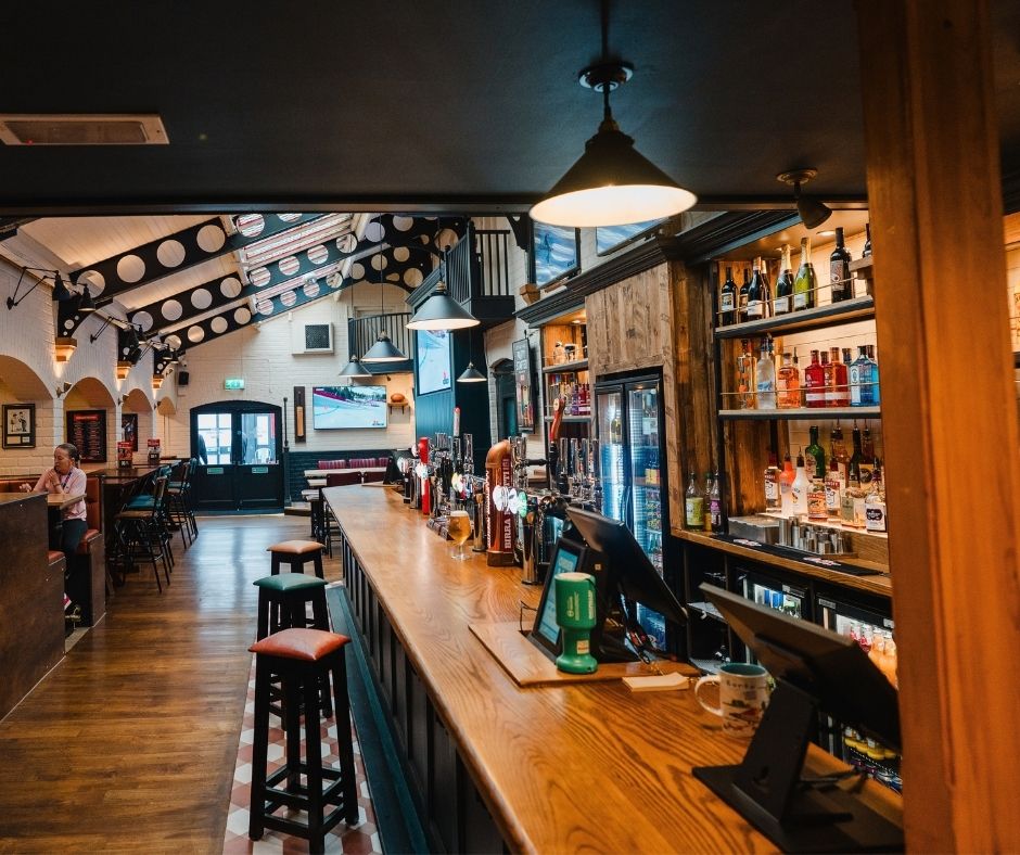 Horn & Trumpet Bar Area