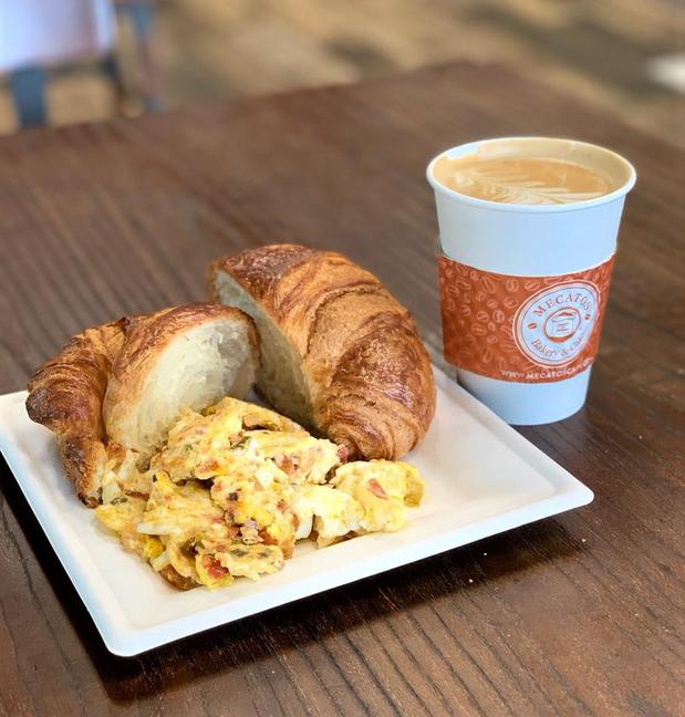 Images Mecatos Bakery & Café