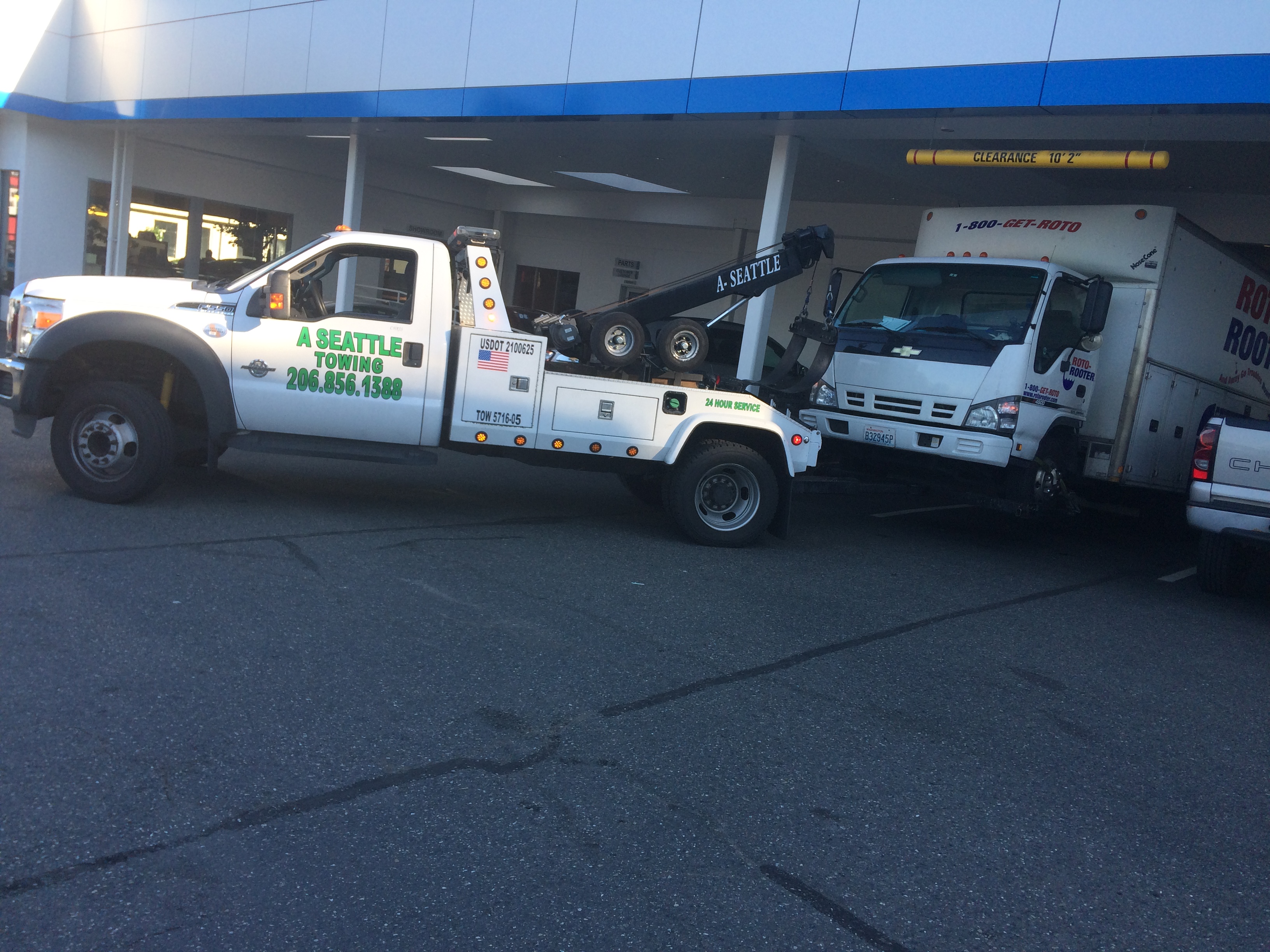 A Seattle Towing Photo