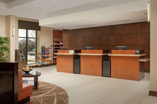 Images DoubleTree by Hilton Hotel Sterling - Dulles Airport