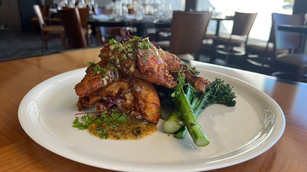 Images Windrose Marker 26 Lakeside Dining