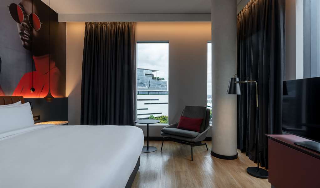 Images Radisson RED Johannesburg Rosebank