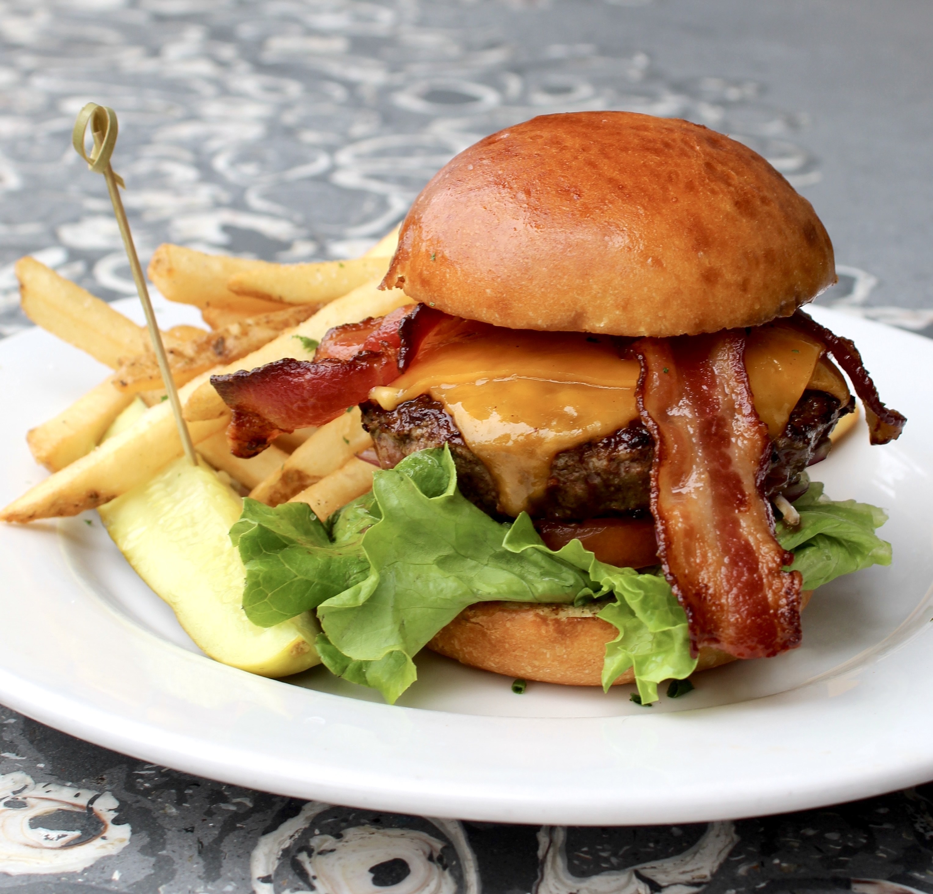 Mama's Signature 1/2 lb Houseblend Burger: Made your way on brioche 