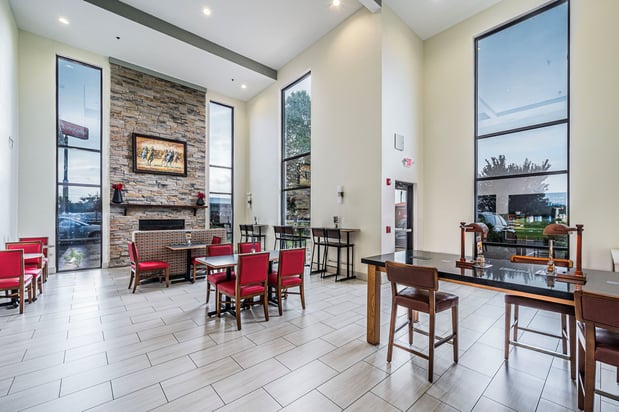 Images Holiday Inn Express & Suites Franklin by IHG