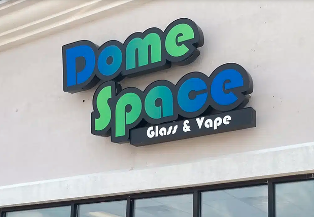 Images Dome Space Glass and Vape