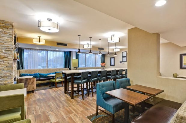 Images Hampton Inn Hendersonville