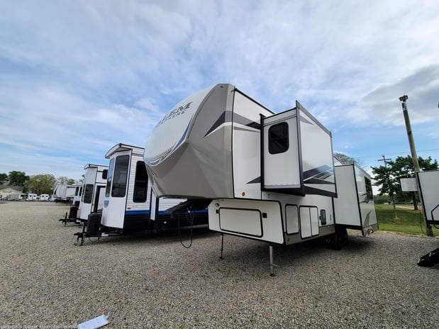 Images Crossroads Trailer Sales