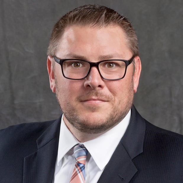 Images Edward Jones - Financial Advisor: Thomas Palomares II, CFP®