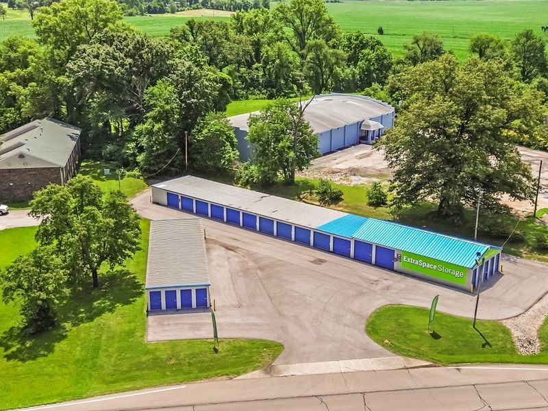 Alternate Beauty Image - Storage Express at 1205 W Morton St, Oakland City, IN 47660