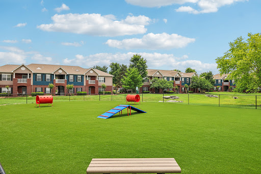 Images Cross Creek at Murfreesboro Apartments