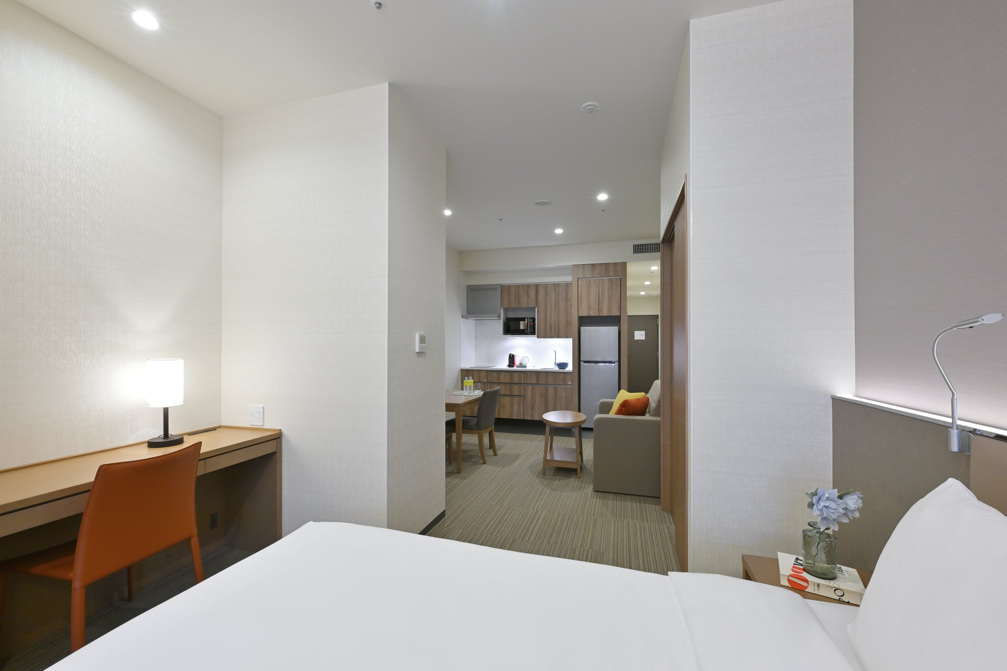 Images Holiday Inn & Suites Shin Osaka by IHG