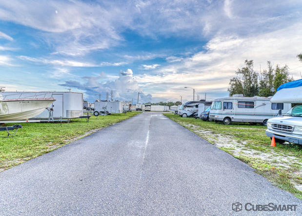 Images CubeSmart Self Storage