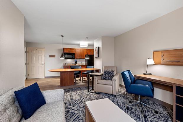 Images Candlewood Suites Cape Girardeau by IHG