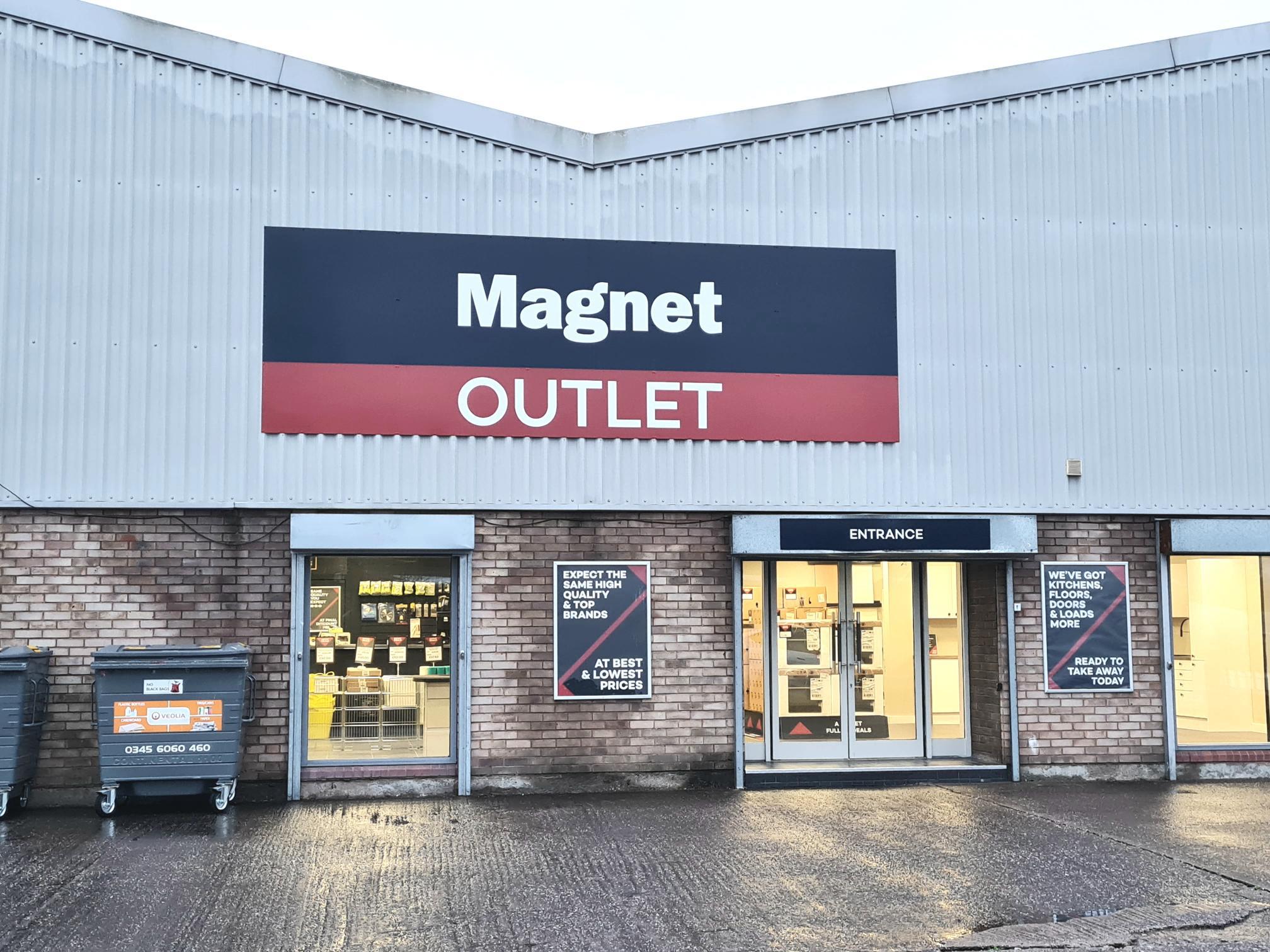 Magnet Outlet Wolverhampton 01902 424783