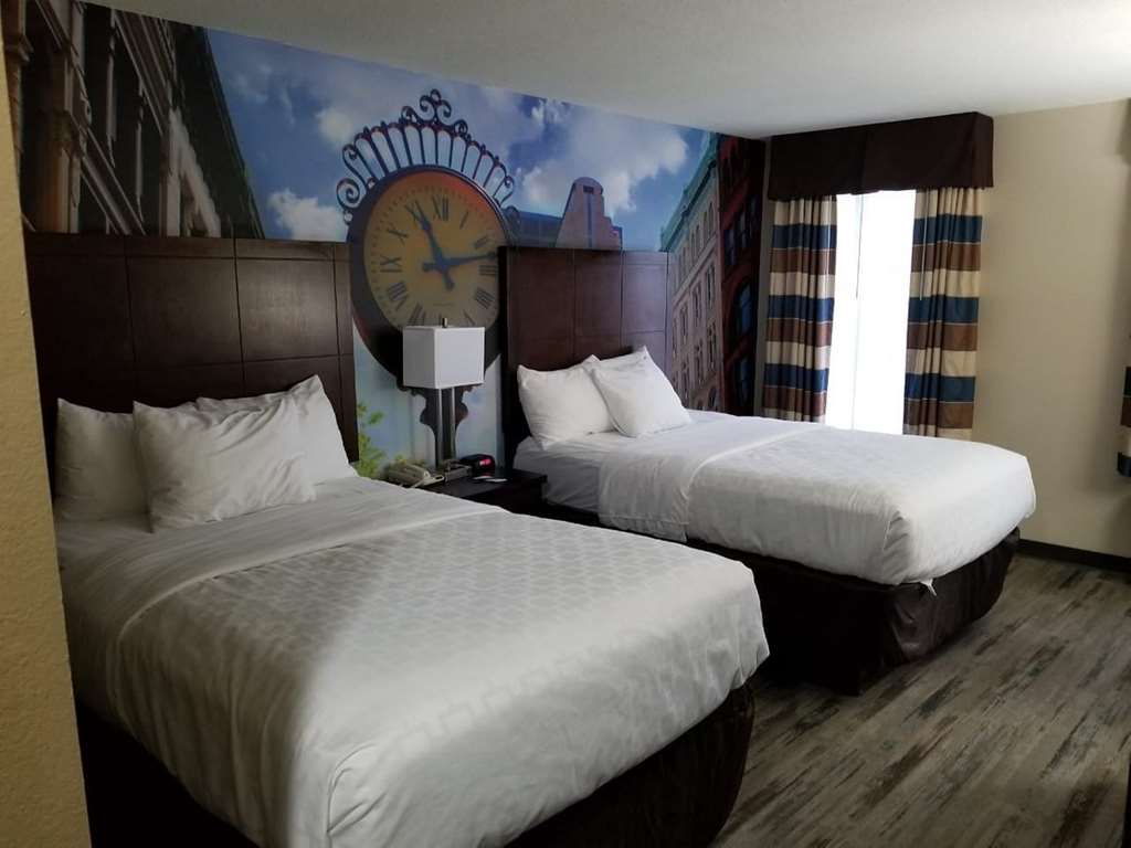 Double Queen Bedroom