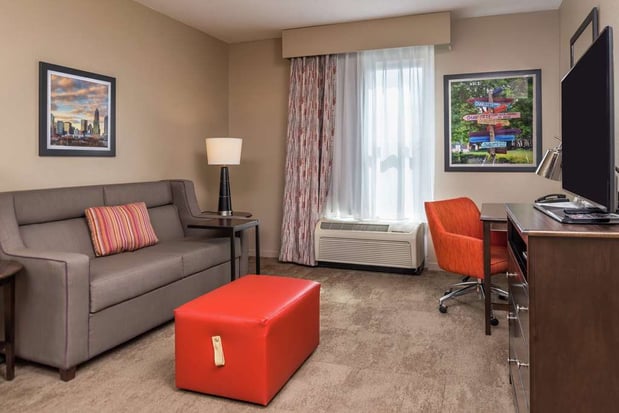 Images Hampton Inn & Suites Charlotte-Arrowood Rd.