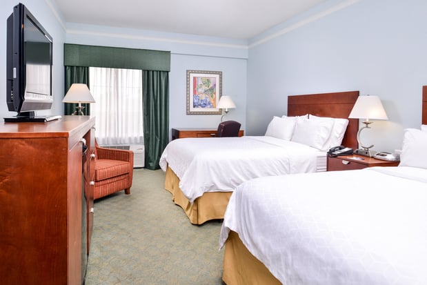 Images Holiday Inn Express Tampa N I-75 - University Area by IHG