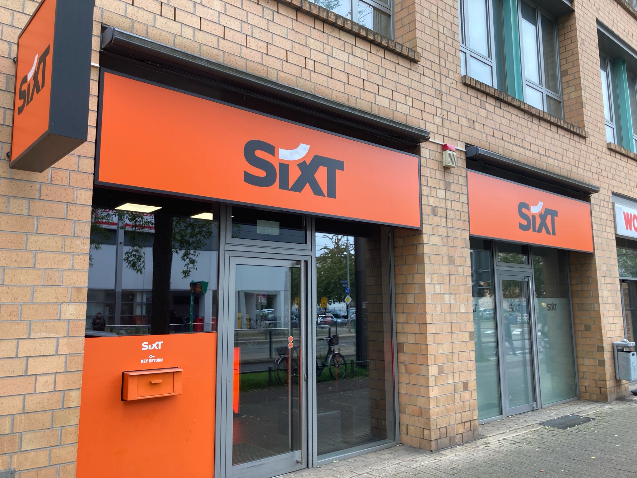 SIXT Autovermietung Magdeburg, Lübecker Straße 14 in Magdeburg