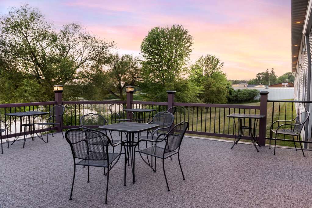Outdoor Patio