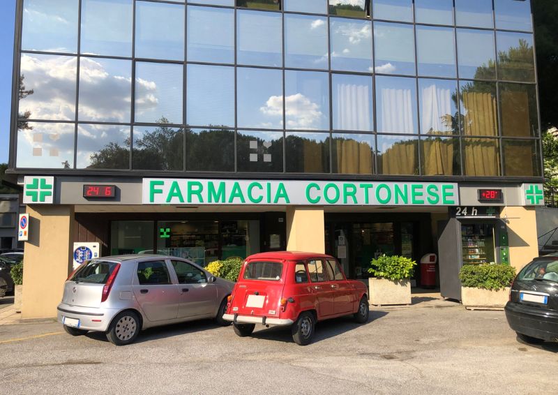 Images Farmacia Cortonese