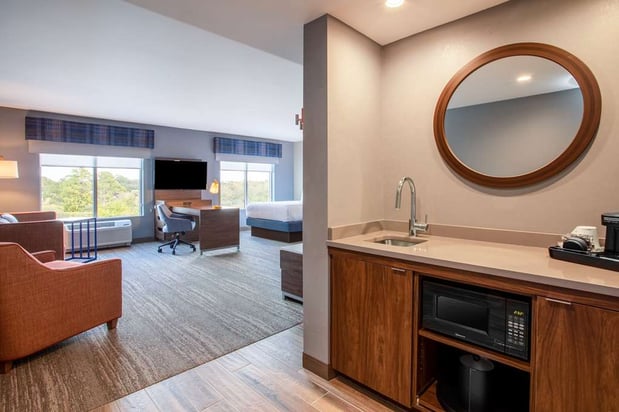 Images Hampton Inn & Suites North Port