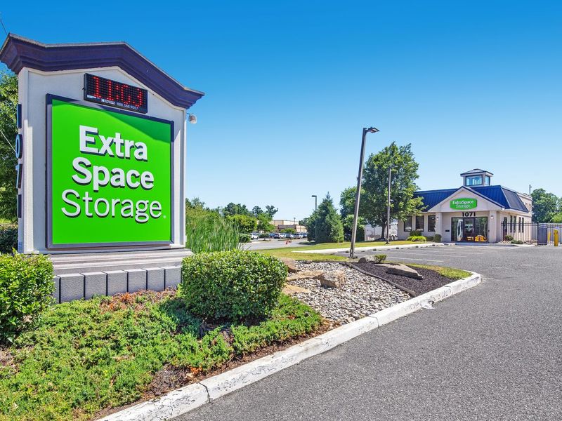 Images Extra Space Storage