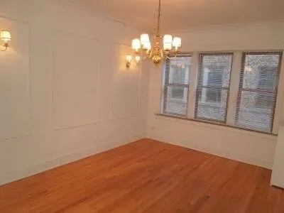 Images The Bryant at Oak Park I & II Apartments