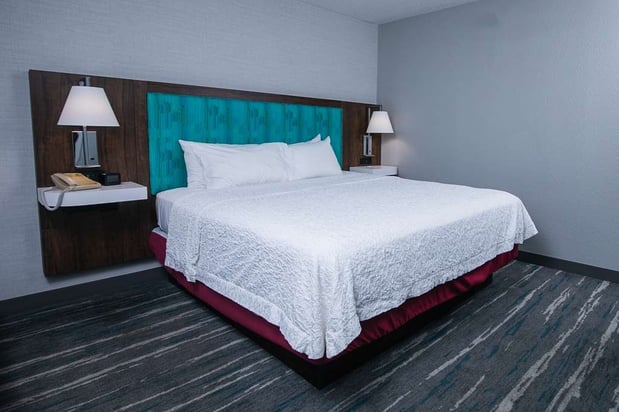 Images Hampton Inn Pickwick Dam-At Shiloh Falls