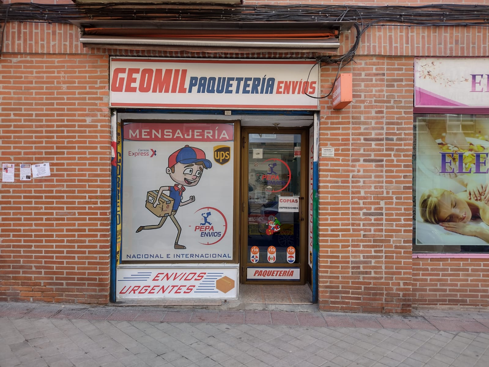 Images CoinFlip Bitcoin ATM - Geomil Madrid (Delicias)