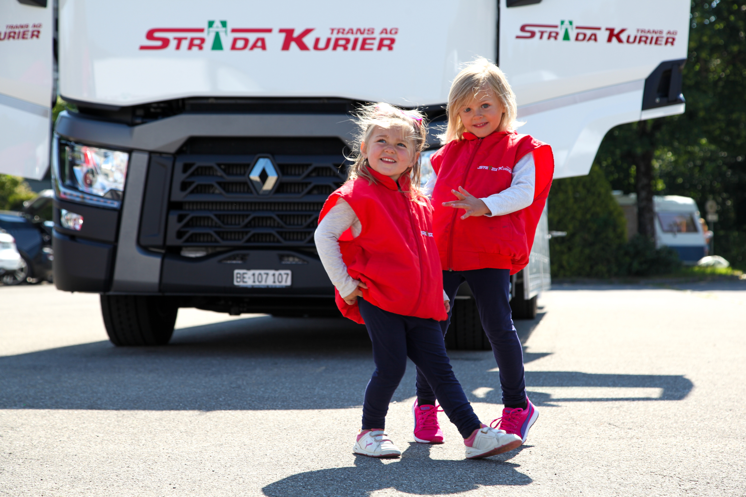 Bilder Strada Kurier Trans AG