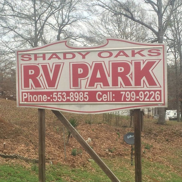 Shady Oaks R.V. Park Logo