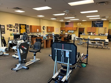Images Select Physical Therapy - Lee's Summit North