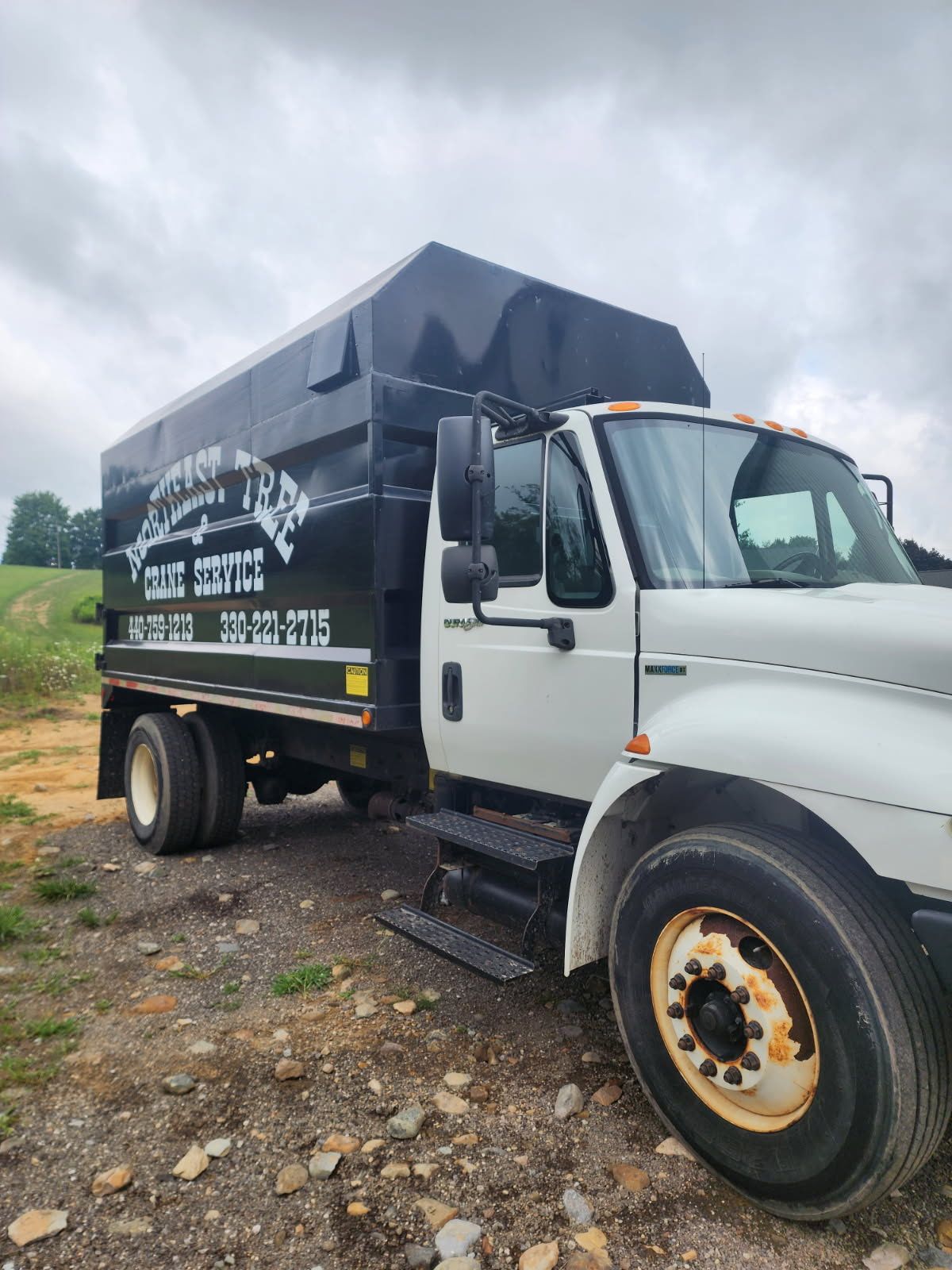 Northeast Tree and Crane Service Image