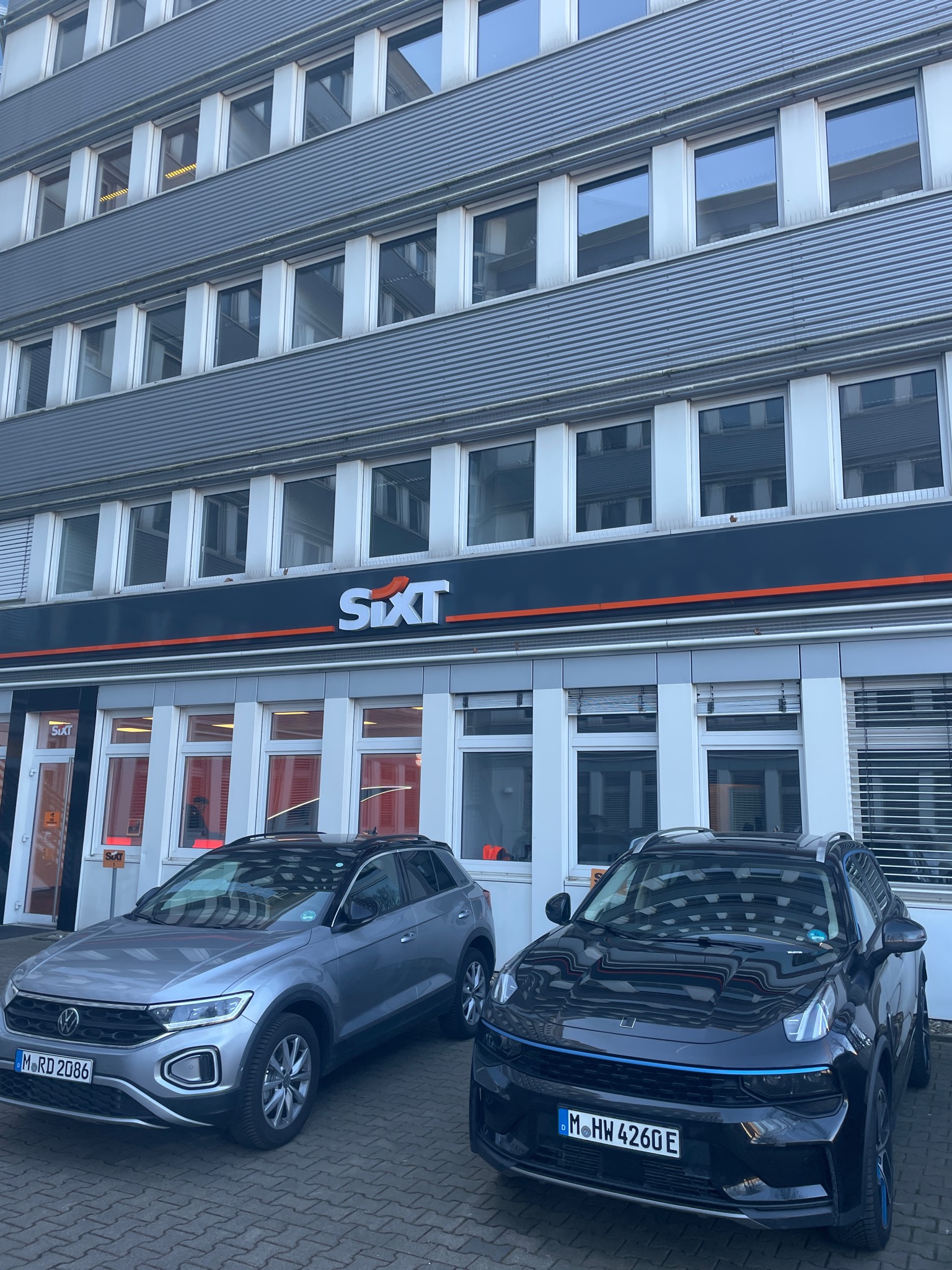 SIXT Autovermietung Hannover Buchholz, Karl-Wiechert-Allee 74 in Hannover