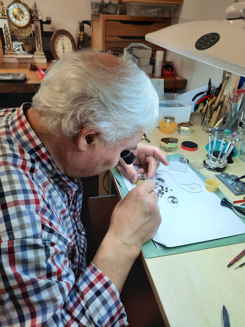 Bilder L'Horloger Atelier Réparation